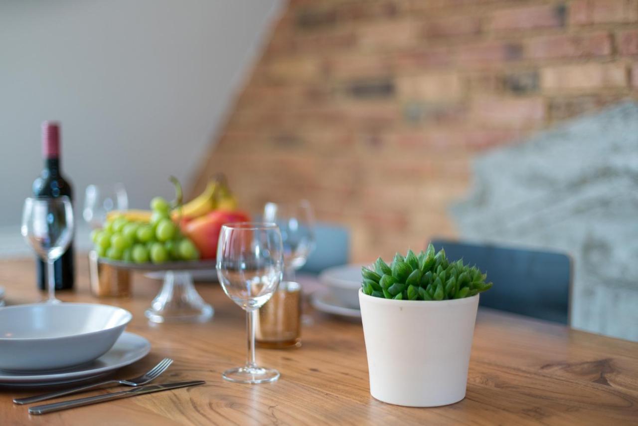 Cassel Lofts - Stilvolles Loft Im Gruenen Mit Balkon Nahe Vw-Werkアパートメント エクステリア 写真