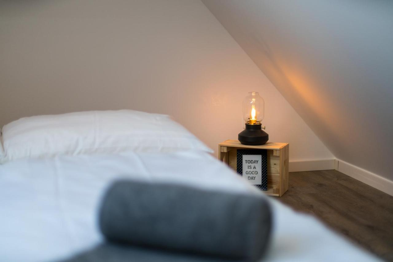 Cassel Lofts - Stilvolles Loft Im Gruenen Mit Balkon Nahe Vw-Werkアパートメント エクステリア 写真